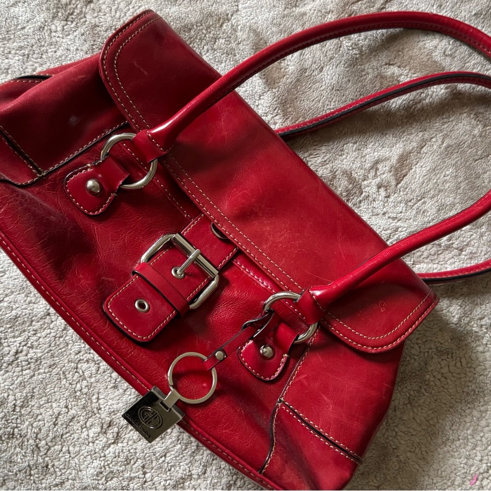 Giani Bernini Red Vintage Y2K shoulder bag.
